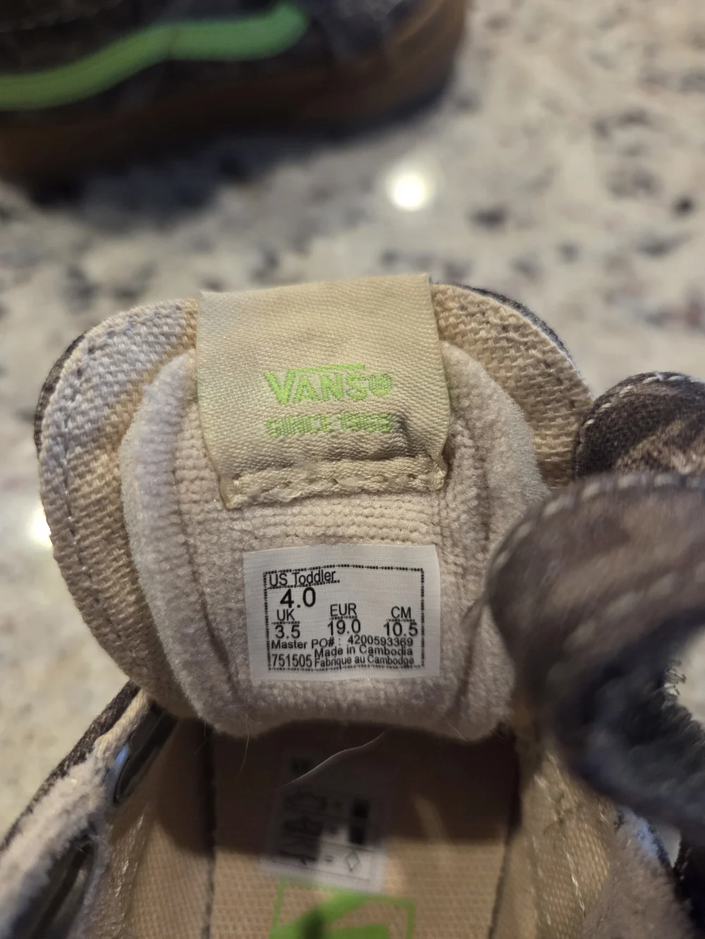 Vans Toddler Real Tree Camo Canvas Sk8-hi Sneakers and Green Accent